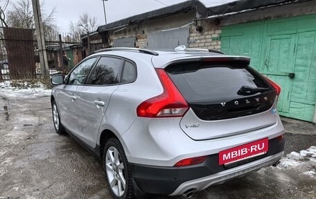 Volvo V40 Cross Country I, 2014 год, 1 800 000 рублей, 4 фотография