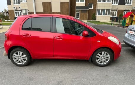 Toyota Yaris III рестайлинг, 2006 год, 535 000 рублей, 7 фотография