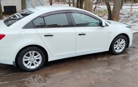 Chevrolet Cruze II, 2012 год, 675 000 рублей, 3 фотография