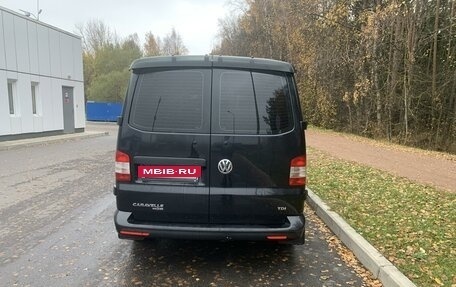 Volkswagen Caravelle T5, 2014 год, 2 000 000 рублей, 2 фотография