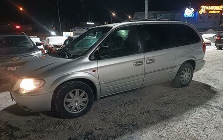 Chrysler Voyager IV, 2004 год, 800 000 рублей, 15 фотография