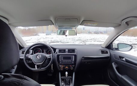 Volkswagen Jetta VI, 2015 год, 1 200 000 рублей, 10 фотография