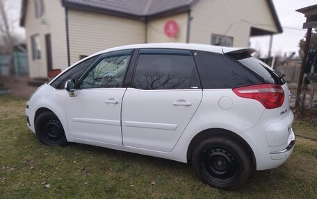 Citroen C4 Picasso II рестайлинг, 2009 год, 650 000 рублей, 3 фотография