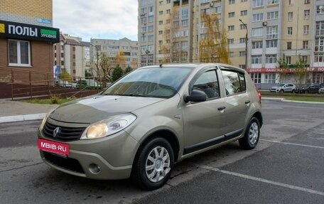 Renault Sandero I, 2010 год, 650 000 рублей, 2 фотография