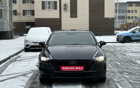 Hyundai Sonata VIII, 2021 год, 2 850 000 рублей, 2 фотография