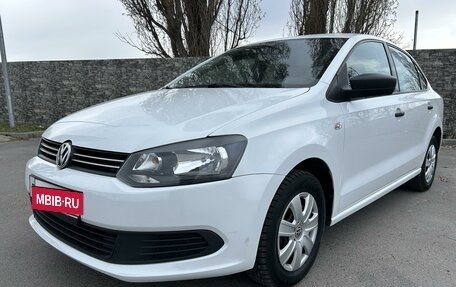 Volkswagen Polo VI (EU Market), 2015 год, 850 000 рублей, 2 фотография