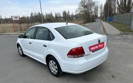 Volkswagen Polo VI (EU Market), 2015 год, 850 000 рублей, 4 фотография