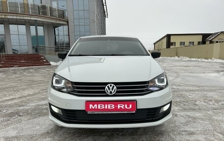 Volkswagen Polo VI (EU Market), 2015 год, 920 000 рублей, 1 фотография