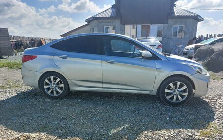 Hyundai Solaris II рестайлинг, 2012 год, 660 000 рублей, 6 фотография