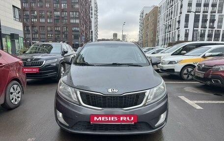 KIA Rio III рестайлинг, 2013 год, 750 000 рублей, 2 фотография