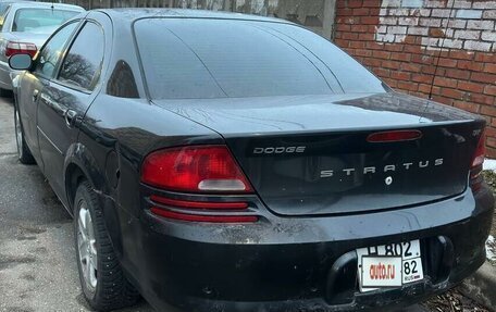 Dodge Stratus II, 2003 год, 235 000 рублей, 1 фотография