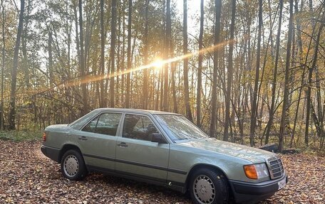 Mercedes-Benz W124, 1989 год, 2 000 000 рублей, 2 фотография