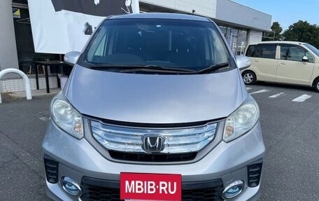 Honda Freed I, 2016 год, 830 000 рублей, 2 фотография