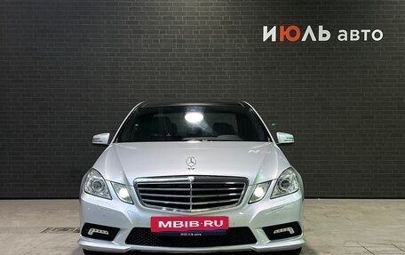 Mercedes-Benz E-Класс, 2010 год, 2 280 000 рублей, 2 фотография