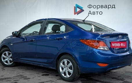 Hyundai Solaris II рестайлинг, 2013 год, 930 000 рублей, 17 фотография