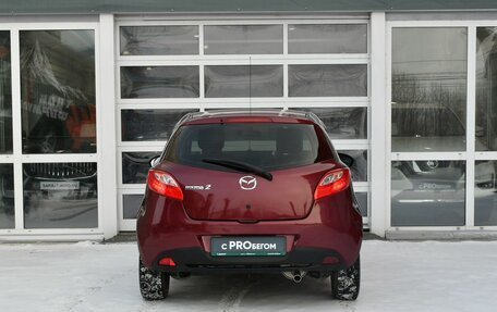 Mazda 2 III, 2012 год, 990 000 рублей, 4 фотография