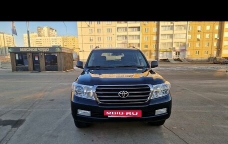 Toyota Land Cruiser 200, 2011 год, 3 950 000 рублей, 2 фотография