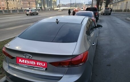 Hyundai Elantra VI рестайлинг, 2017 год, 1 250 000 рублей, 3 фотография