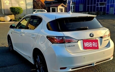 Lexus CT I рестайлинг, 2011 год, 1 650 000 рублей, 6 фотография