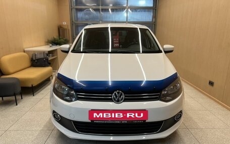 Volkswagen Polo VI (EU Market), 2013 год, 1 050 000 рублей, 2 фотография