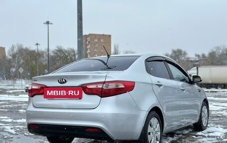 KIA Rio III рестайлинг, 2013 год, 963 000 рублей, 5 фотография