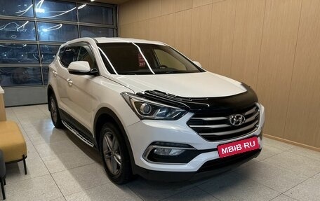 Hyundai Santa Fe III рестайлинг, 2017 год, 2 424 000 рублей, 1 фотография