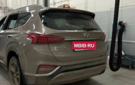 Hyundai Santa Fe IV, 2018 год, 3 030 000 рублей, 4 фотография