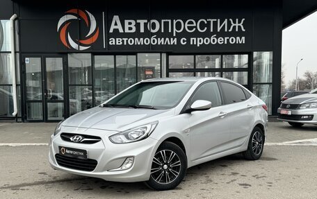 Hyundai Solaris II рестайлинг, 2013 год, 950 000 рублей, 3 фотография