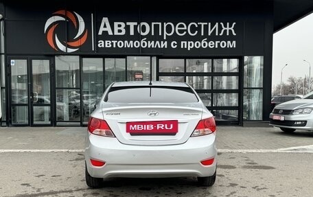 Hyundai Solaris II рестайлинг, 2013 год, 950 000 рублей, 5 фотография