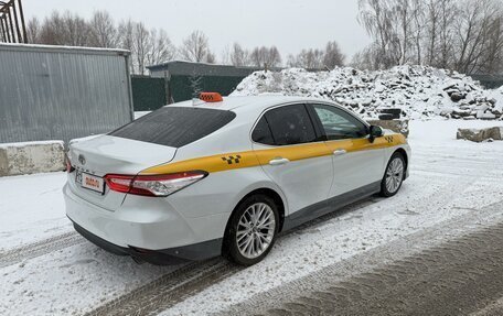 Toyota Camry, 2019 год, 3 000 000 рублей, 4 фотография