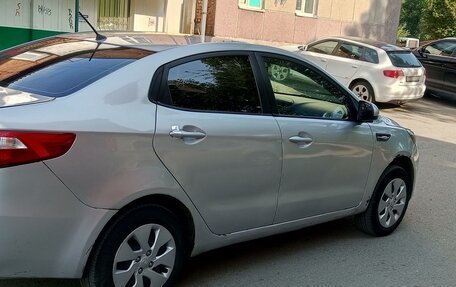 KIA Rio III рестайлинг, 2011 год, 550 000 рублей, 1 фотография