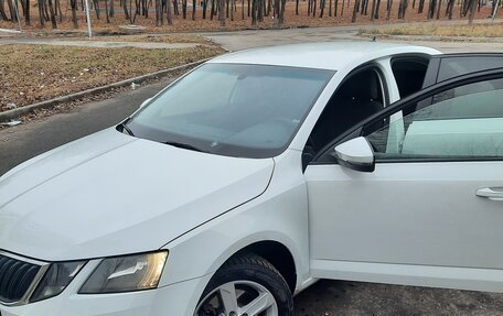 Skoda Octavia, 2018 год, 1 200 000 рублей, 6 фотография