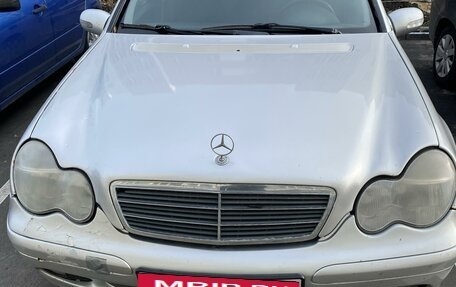 Mercedes-Benz C-Класс, 2002 год, 420 000 рублей, 6 фотография