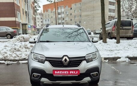 Renault Sandero II рестайлинг, 2019 год, 1 300 000 рублей, 7 фотография