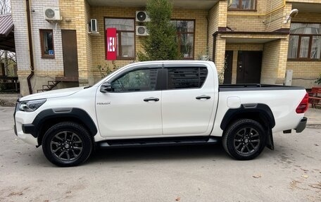 Toyota Hilux VIII, 2020 год, 5 150 000 рублей, 3 фотография