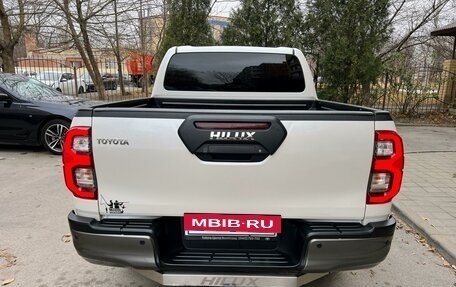 Toyota Hilux VIII, 2020 год, 5 150 000 рублей, 6 фотография