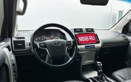 Toyota Land Cruiser Prado 150 рестайлинг 2, 2018 год, 5 300 000 рублей, 6 фотография