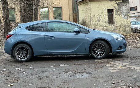 Opel Astra J, 2013 год, 900 000 рублей, 3 фотография