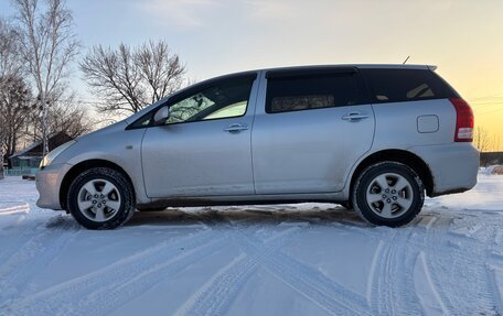 Toyota Wish II, 2005 год, 940 000 рублей, 5 фотография