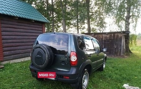 Chevrolet Niva I рестайлинг, 2012 год, 550 000 рублей, 5 фотография