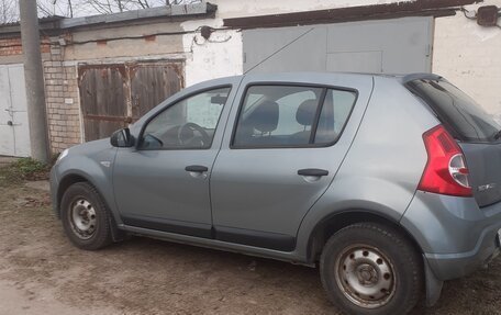 Renault Sandero I, 2011 год, 740 000 рублей, 3 фотография