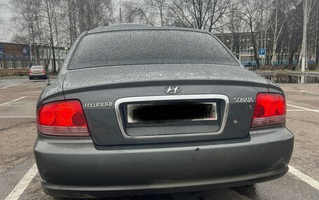 Hyundai Sonata IV рестайлинг, 2005 год, 650 000 рублей, 2 фотография