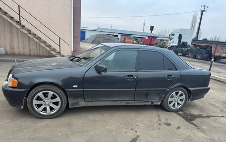 Mercedes-Benz C-Класс, 1998 год, 320 000 рублей, 3 фотография