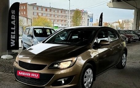 Opel Astra J, 2013 год, 830 000 рублей, 2 фотография