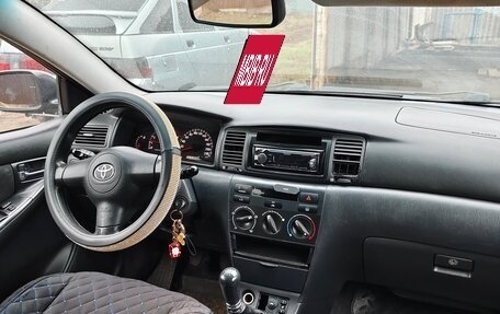 Toyota Corolla, 2004 год, 450 000 рублей, 4 фотография