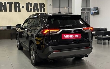 Toyota RAV4, 2020 год, 3 645 000 рублей, 3 фотография