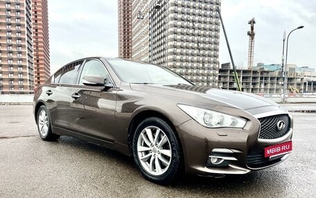 Infiniti Q50 I рестайлинг, 2015 год, 1 590 000 рублей, 9 фотография