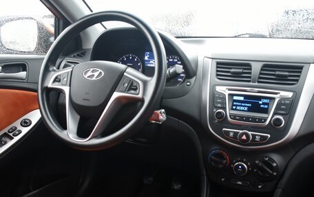 Hyundai Solaris II рестайлинг, 2014 год, 898 000 рублей, 10 фотография