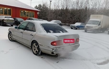 Mercedes-Benz E-Класс, 1998 год, 350 000 рублей, 7 фотография