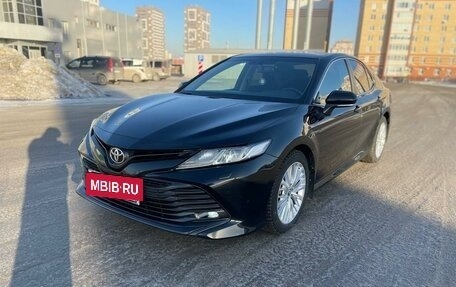 Toyota Camry, 2020 год, 3 300 000 рублей, 3 фотография